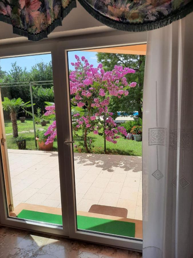 Villa Di Te Nema พูลา ภายนอก รูปภาพ